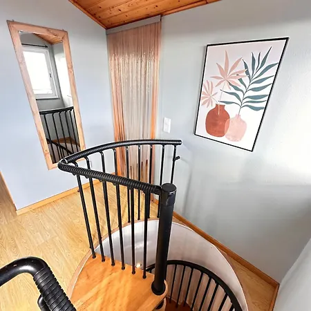 בית נופש Seaview House-quiet, 7 Mins To Town, Stunning View *