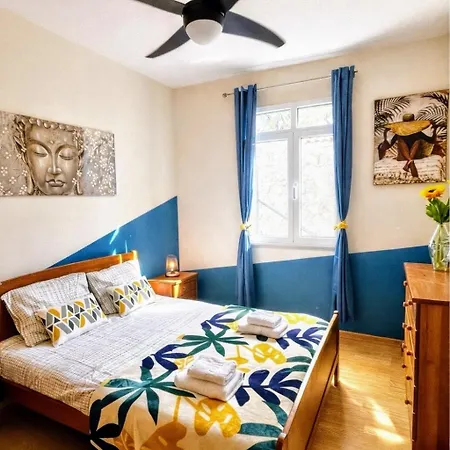 Family Home, Private Terrace, Stunning Ocean View Funchal (Madeira)