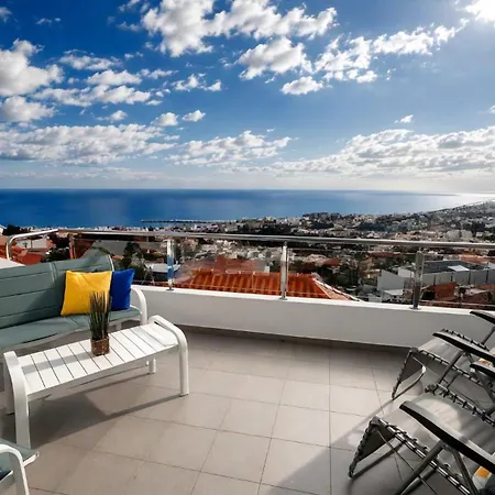 Family Home, Private Terrace, Stunning Ocean View